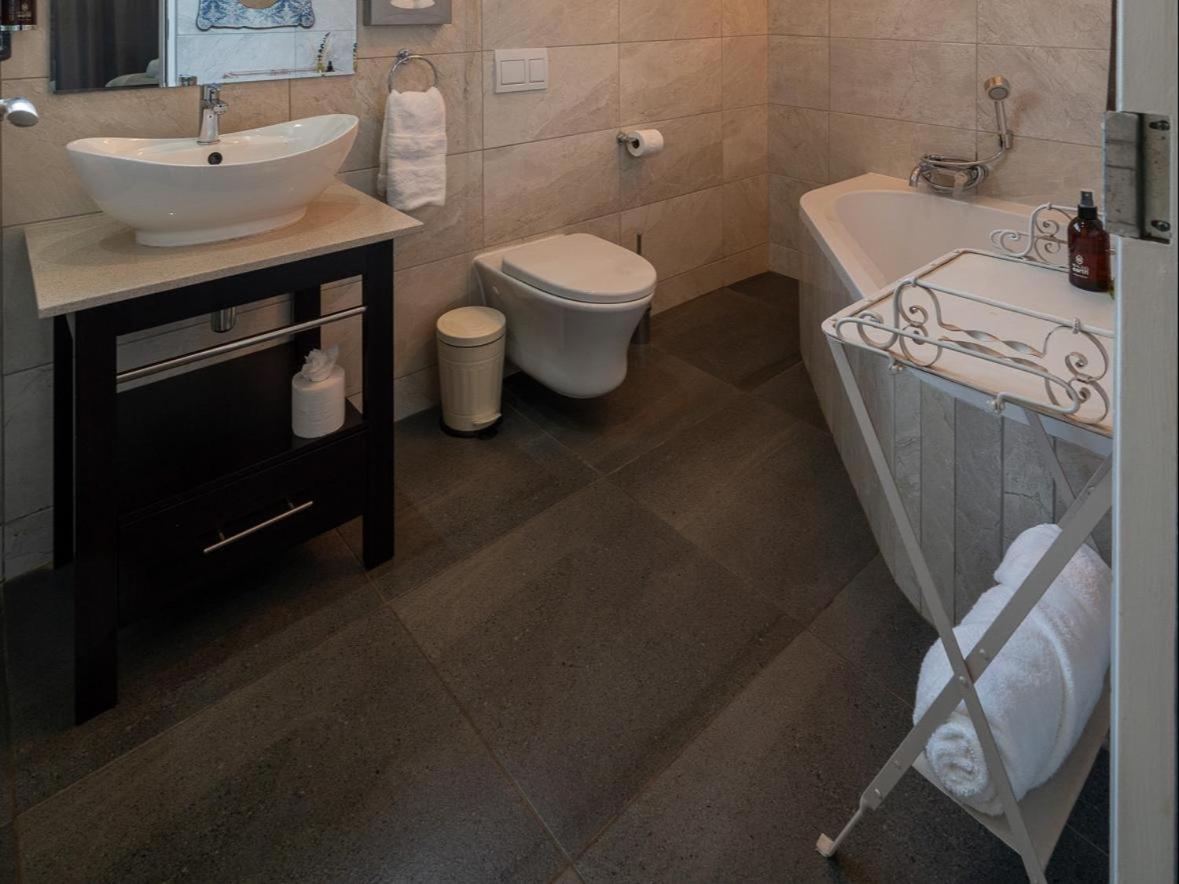 גרובלרסדאל Familia Guesthouse & Boutique Hotel חדר תמונה
